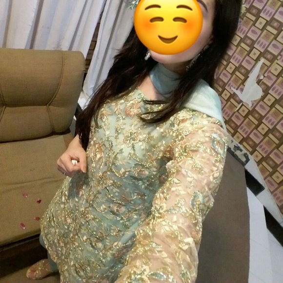 Pakistani eid semi formal 3 piece shirt, trousers, dupatta - Picture 2 of 16